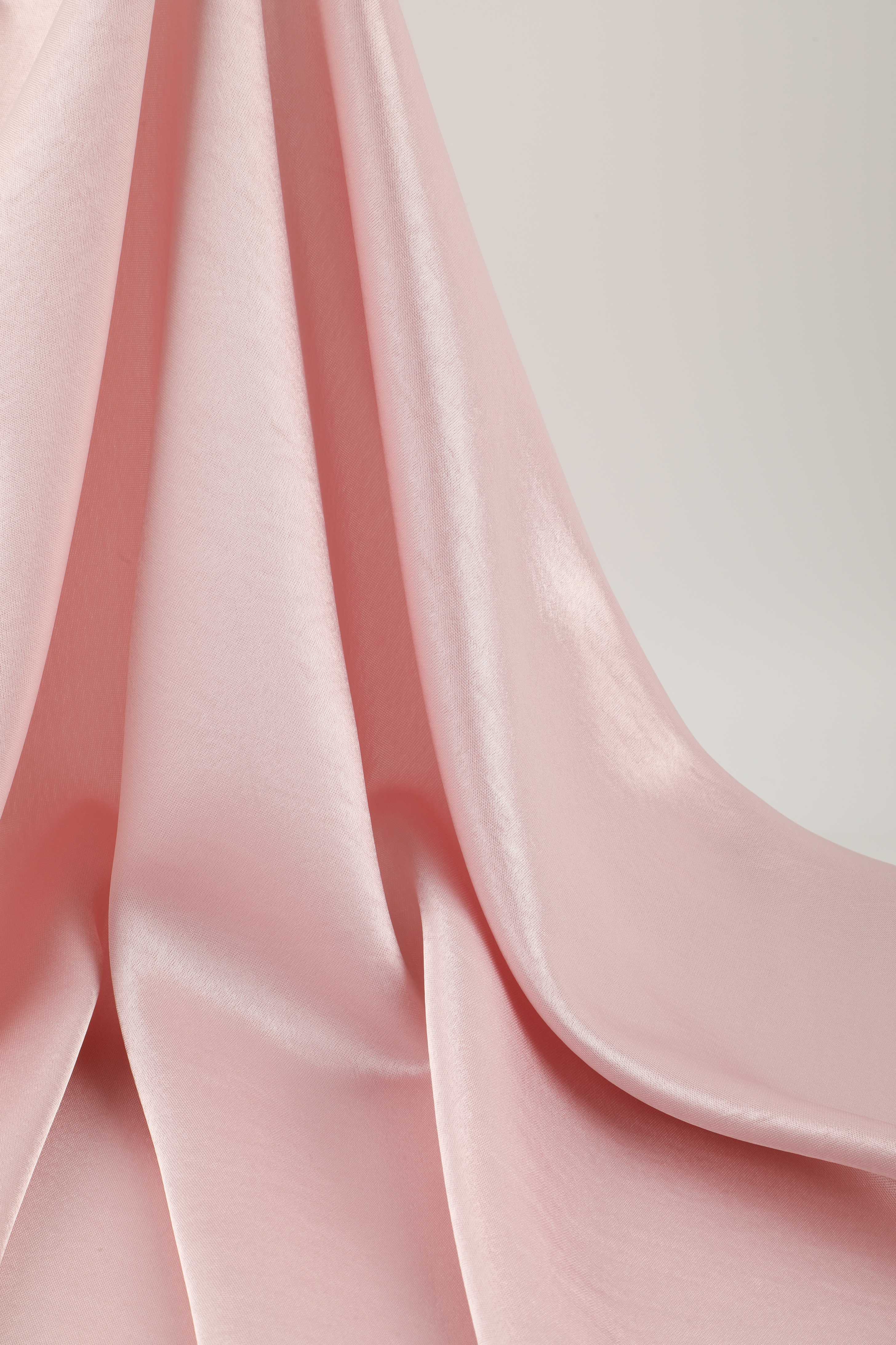 High-quality double-sided gold-plated satin fabric, draped satin dress/shirt material