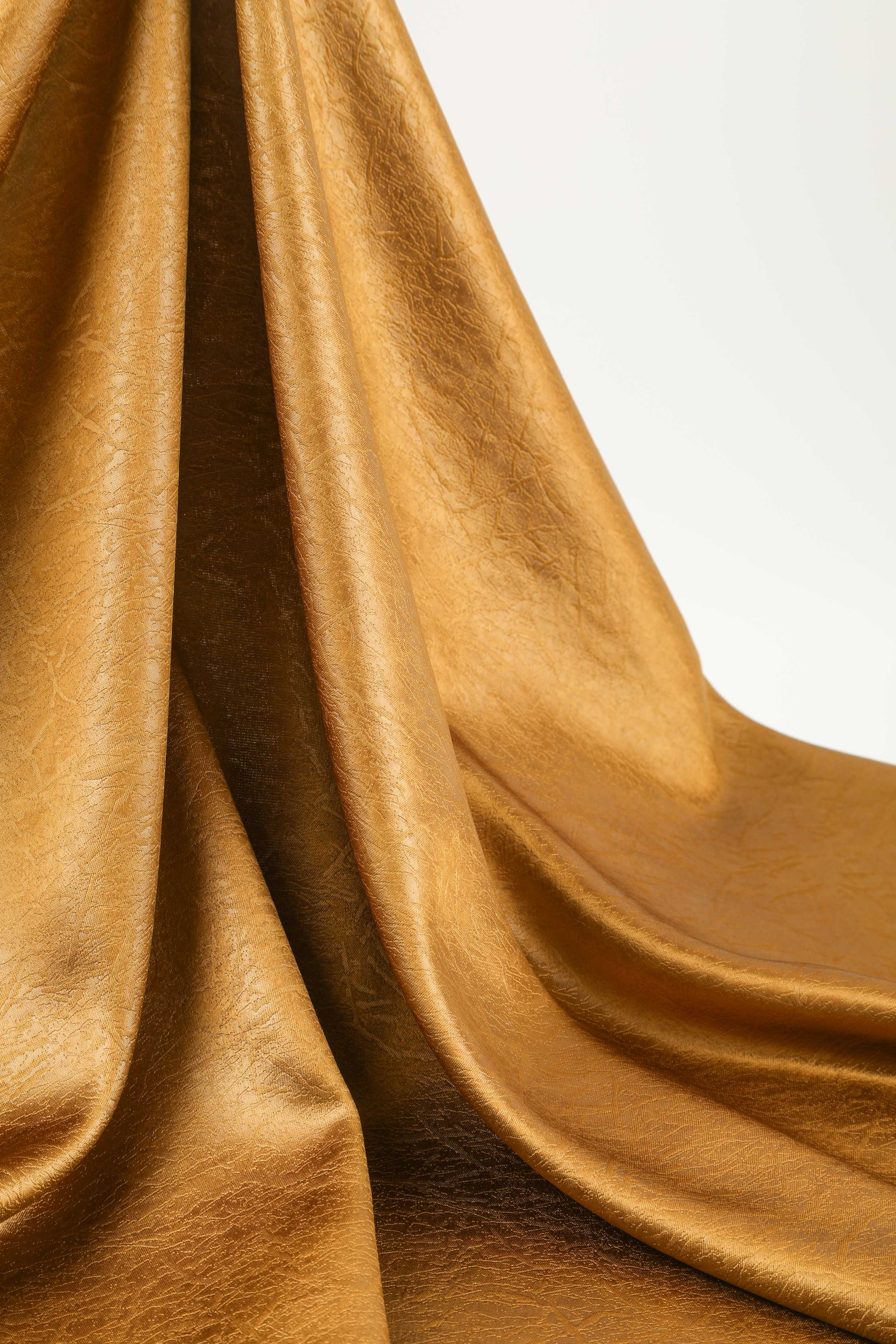 Satin pearlescent faux leather fabric with leather texture and crackle pattern, women's leather clothing fabric