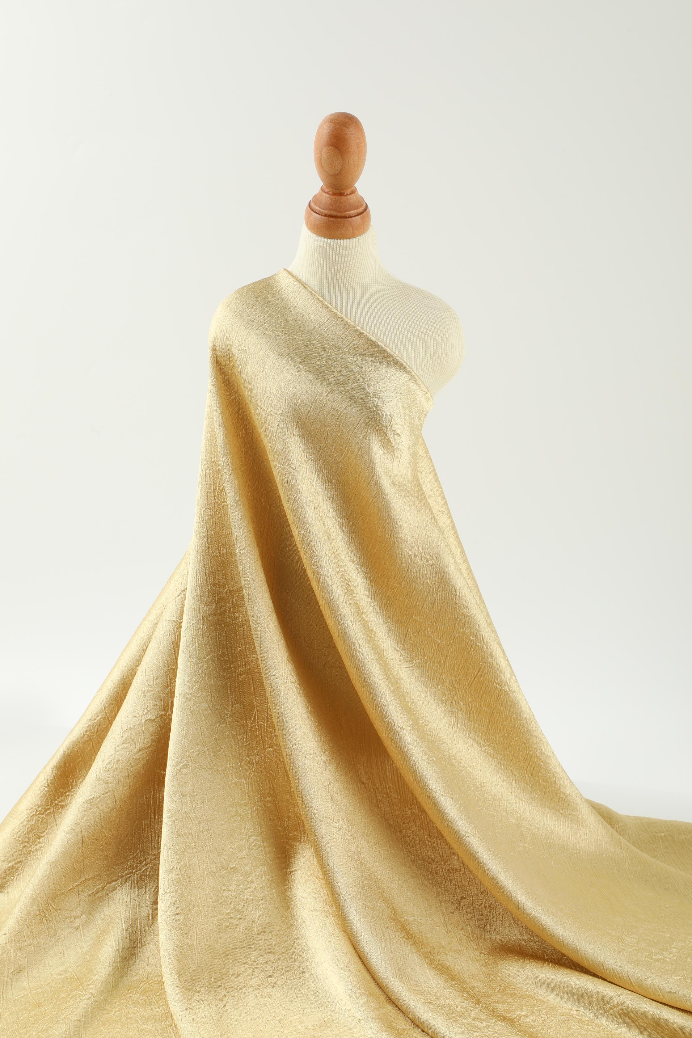 In-stock fashion clothing fabric, high-quality Dubai wrinkle fabric, polyester, 110g